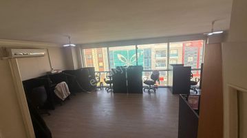 Karabağlar Yeşillik Cad. Yakını Kiralık 3+1 Ofis