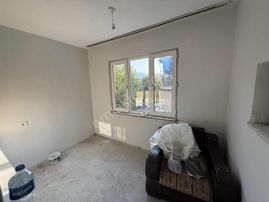 Cadde Üzerinde Müstakil Binada Kiralık 3+1 Daire