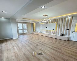 Metrobüse Yakın Ultra Lüks Genişm2 2+1 Arakat Daire!