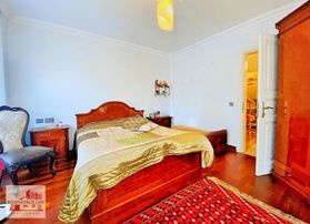 Sarıyer Büyükdere'de Manzaralı Bahçeli Müstakil