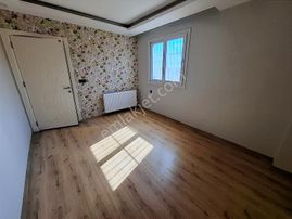 Atıcıdan Belediye Arkası Emniyet Bitişiğinde Kombili Temiz