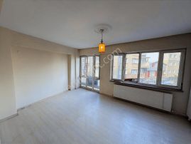 Davutdede Cadde Üzeri Satılık 2+1 Masrafsız Fırsat Daire