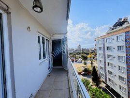 Cumhuriyet Mahallesinde Merkezi Konumda 2+1 Yaşam Fırsatı