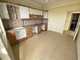 Çetin Gayrimenkulden Piri Reis Hamamı Yanı Kiralık 3+1 Daire