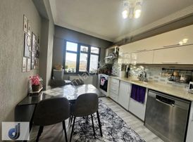 Bergama Caddesinde Satılık Daire