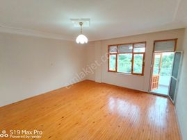 2.kat Denize 200 Metre Geniş Sevenlere 3+1 170 M2