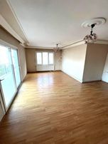 Söke Atatürk'te Asansörlü,doğalgazlı,3+1 Kiralık Ara Kat Daire