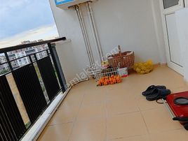 Efeler Işıklı Yolu Üzerinde Takasa Açık Satılık 4+1 Daire..