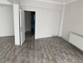 Emsalsiz Satılık Ofis