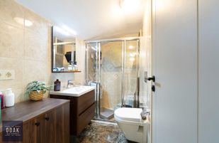 Odak'tan Moda'da Asansörlü Deniz Manzaralı Yenilenmiş Dubleks