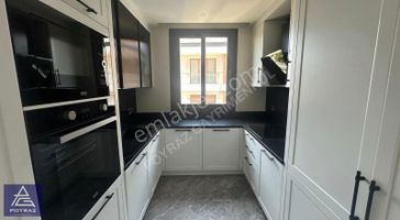 Poyraz'dan Suadiyede Kısmi Deniz Manzaralı Balkonlu 3+1 Satılık