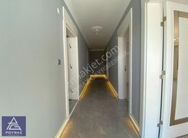 Balıkesir Akçay'da Muhteşem Konumda Teraslı Sıfır 4+2 Dubleks