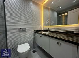 Poyraz'dan Erenköy'de 7/24 Güvenlik Havuzlu Balkonlu 3+1 Satılık