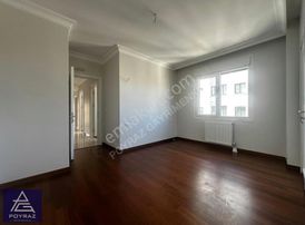 Poyraz'dan Erenköyde Marmaraya Yakın Site İçinde Balkonlu 3+1