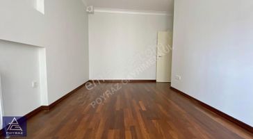 Poyraz'dan Suadiye Bağdat Caddesine 5.binada Balkonlu 3+1 Satılk