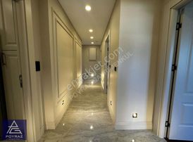 Poyraz'dan Göztepede Mimari Dekorasyonlu Katta Tek 220 M2 4+1