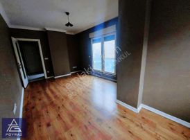 Poyraz'dan Suadiye'de Bağdat Caddesine Yakın Genç Binada 2+1