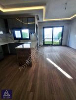 Poyraz Caddeden Kazdağları Eteklerinde Bahçe Kullanımlı Havuzlu