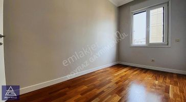 Poyraz'dan Göztepede Bağdat Caddesine 4. Binada Katta Tek 3+1