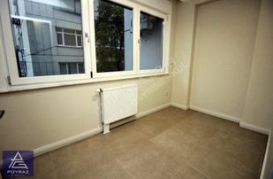 Poyraz'dan Erenköyde Marmaraya Yakın 9 Yıllık Binada 75 Net 3+1