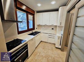 Poyraz'dan Çiftehavuzlar Sahilde Prestijli Binada Balkonlu 2+1