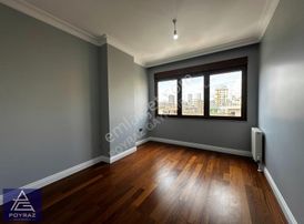 Poyraz'dan Caddebostan Bağdat Caddesine Yakın 130 M2 Net 3+1