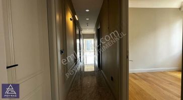 Poyraz'dan Caddebostan Sahilde Lebiderya Deniz Manzaralı 3+1