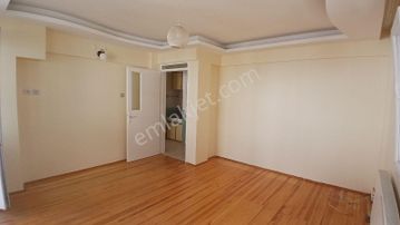 Bornova Aşık Veysel Buz Pisti Karşısı 3+1 Kiralık Daire