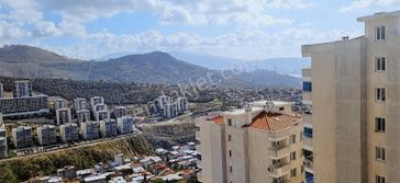 Bayraklı Mavi Hayat Sitesinde Kiralık 3+1 Daire