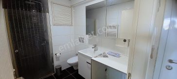 Bornova Park Evleri'nde Kiralık 1+1 Daire