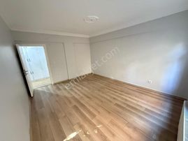 Beylikdüzü Marmara Mah / 3+1 130 M² Lüks / Geniş Balkon Ve Bahçe