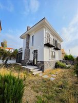 Urla Barbaros Köyünde Kiralık 2+1 Dubleks Villa