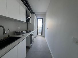 İncek Taşpınar'da Site İçerisi Büyük Tip 1+1 Kiralık Daire