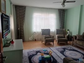 Adnan Kahveci Metroya Yürüme 3+1 Balkonlu Fırsat Satılık Daire