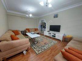 Mertcan Dan Uğurmumcu Mah Site İçinde 2+1 Arakat - Kapalı Balkonlu