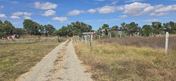 Kapaklı Karlı Mahallesi De Satılık Tarla 869 M2