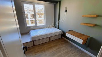 Afyon Özsu Emlak'tan Diş Hastanesi Arkasında Eşyalı 2+1 Daire