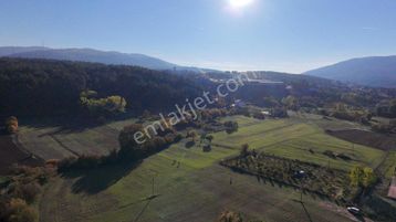 Mengen Stadı Yanı Güzel Konumda Köşe Parsel İmarlı Satılık Arsa