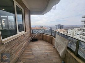 Evseç Emlaktan Doğukent Mah. 4 Odalı Masrafsız Satılık Daire