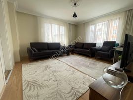 Mertcan Dan Soğanlık Çarşıya Ve Metroya Yürüme Arakat 2+1 Kira Getirli