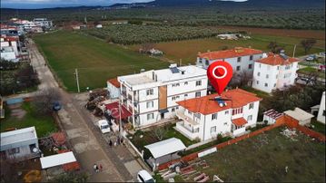 Gömeçte 420 M2 Arsa İçerisinde Müstakil Dubleks Bahçeli Ev