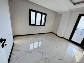 Emir Yapıdan Mükemmel Sıfır Daire