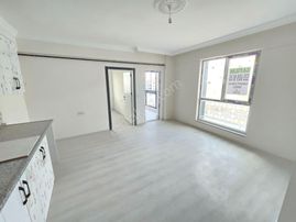 Toros Mah. Arakat Site İçi Geniş 1+1 Satılık Daire.