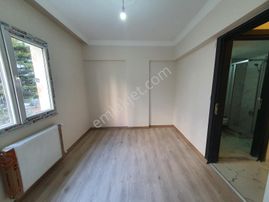 Bahçelievler Cadde'de Merkezi Konumda,metroya Yakın 3+1 Satılık