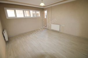 Sevgi Mah.'de Şehit Fethi Bey Lisesi Yakını Kiralık 2+1 Daire