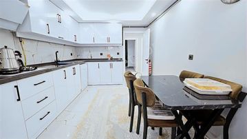 Gülyakada Bahçeli Müstakil Ev 2 Ayrı Daire (2+1 Ve3+1)