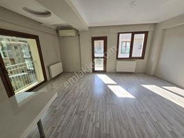 Muammer Akar Mahallesi Satılık 2+1 Masrafsız Açık Mutfaklı Daire