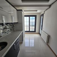Vatan Mahallesinde Kiralık 2+1 Bakımlı Manzaralı Daire