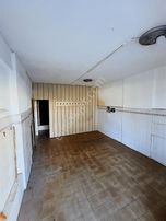 Gaziemir Atıf Bey Mah. Tütün Sitesi İçinde Satılık Büro / Ofis