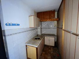 Gaziemir Atıf Bey Mah. Tütün Sitesi İçinde Satılık Büro / Ofis